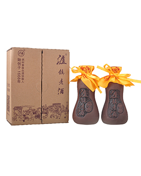 瀘鎮(zhèn)老酒-紫砂特曲